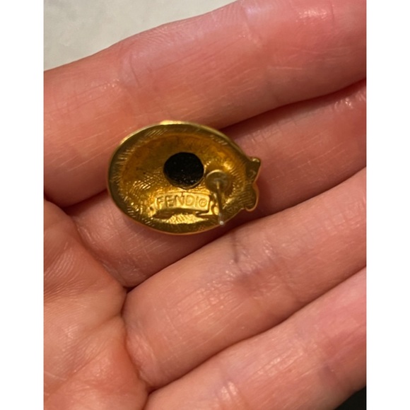 ✨Authentic Vintage Rare FENDI Black Onyx Cabochon Gold Pierced Earrings - Picture 6 of 11